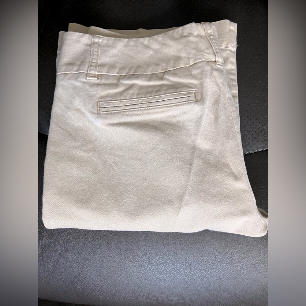 Express women’s size 6 boot cut/flare tan khaki pants.